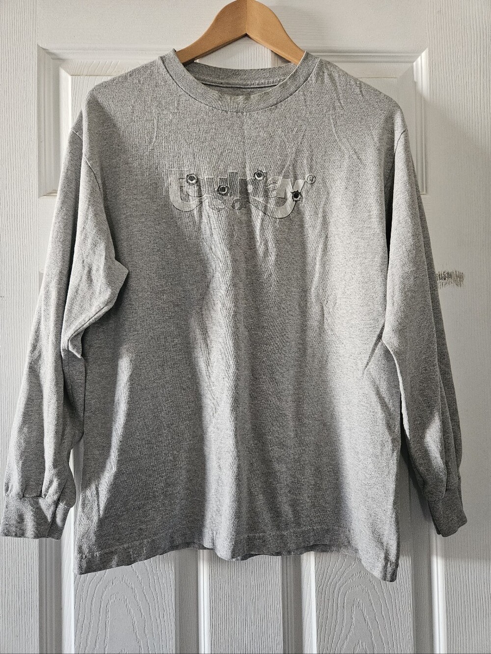 FoulPlay Heather Gray Long Sleeve Graphic Tee